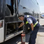 Colectivo retenido en Mendoza por fallas de seguridad con 50 pasajeros rumbo a Jujuy