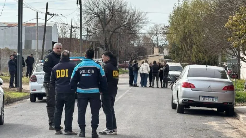 Detuvieron en Pergamino al acusado de un femicidio en Junín y rapto de una niña de 7 años