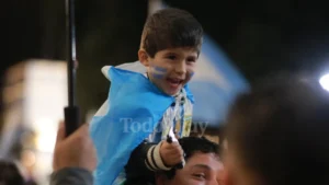 Festejos en Jujuy: las calles se llenaron tras el pase de Argentina a semifinales