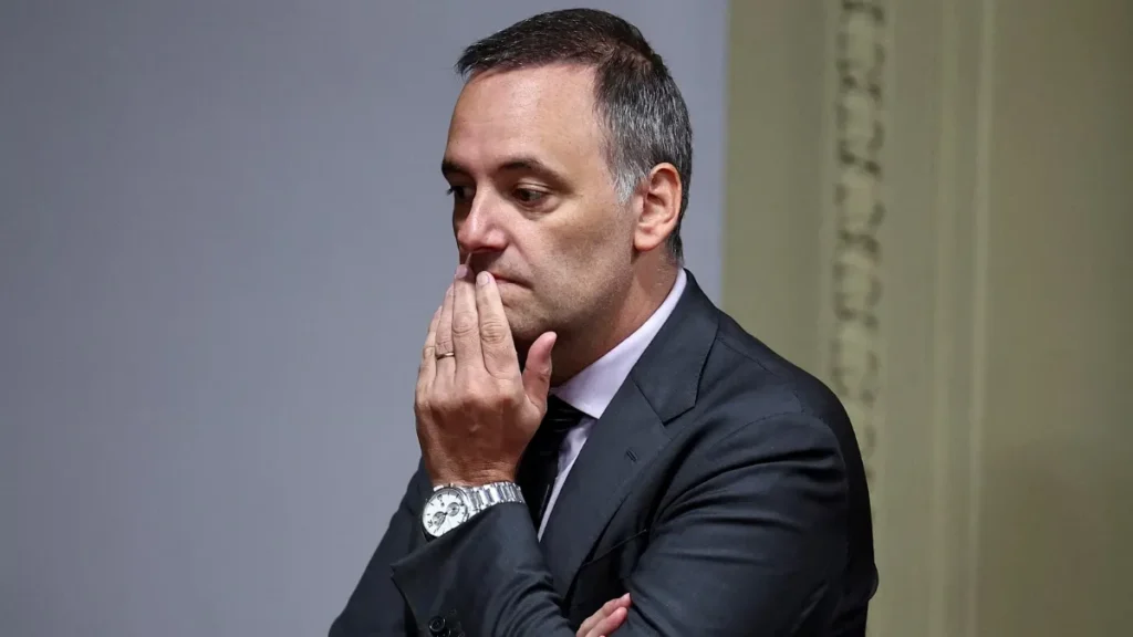 Confirman la custodia oficial de Manuel Adorni tras amenazas y ataques