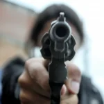 Violenta discusión vial en Alto Comedero: le apuntó con un arma de fuego en la cabeza