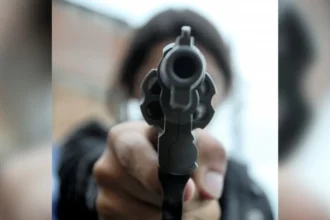 Violenta discusión vial en Alto Comedero: le apuntó con un arma de fuego en la cabeza