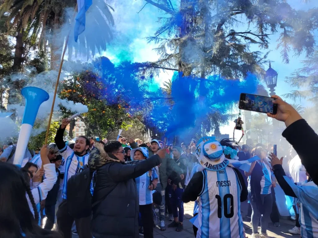 Festejos en Jujuy por el épico triunfo de la Selección Argentina sobre Egipto