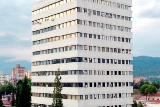 Alarma de incendio en Tribunales: activaron el protocolo de seguridad y evacuaron el edificio en Jujuy