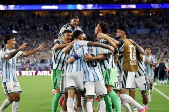 Argentina en octavos: la Albiceleste venció 3-2 a Cabo Verde en un partido dramático