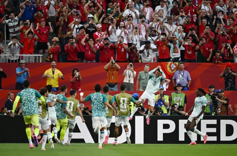 Portugal pasa a octavos tras vencer a Croacia en un final polémico