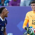 Con un penal de Mbappé, Francia superó a Paraguay y clasificó a los cuartos del Mundial