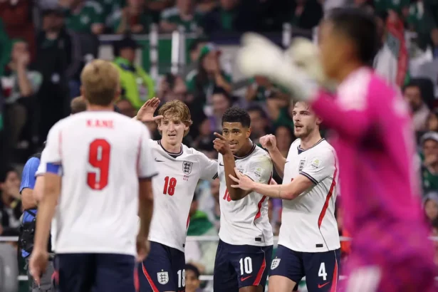 Inglaterra ganó a México en un partidazo y se metió en cuartos de final