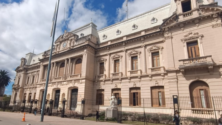 Asueto administrativo en Jujuy por el partido de Argentina ante Egipto