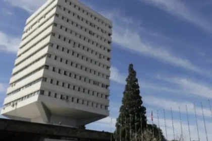 Una alarma de incendio provocó la evacuación del edificio de Tribunales en Jujuy