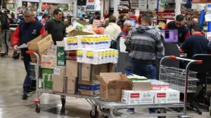 La inflación mayorista se desaceleró al 1,1% en junio y acumuló 33,7% anual