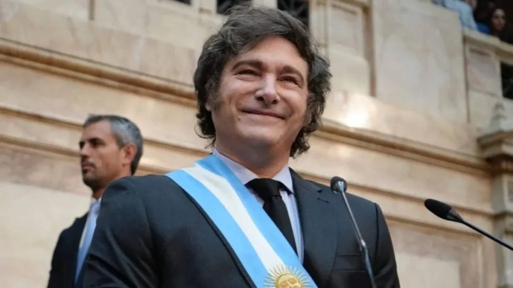 Milei respalda mensaje Malvinas y verá la final desde Olivos