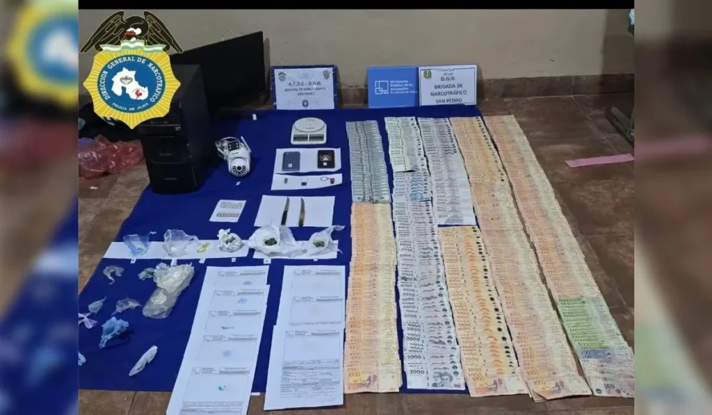 Narcomenudeo en Jujuy: drogas, balanzas y camioneta secuestradas
