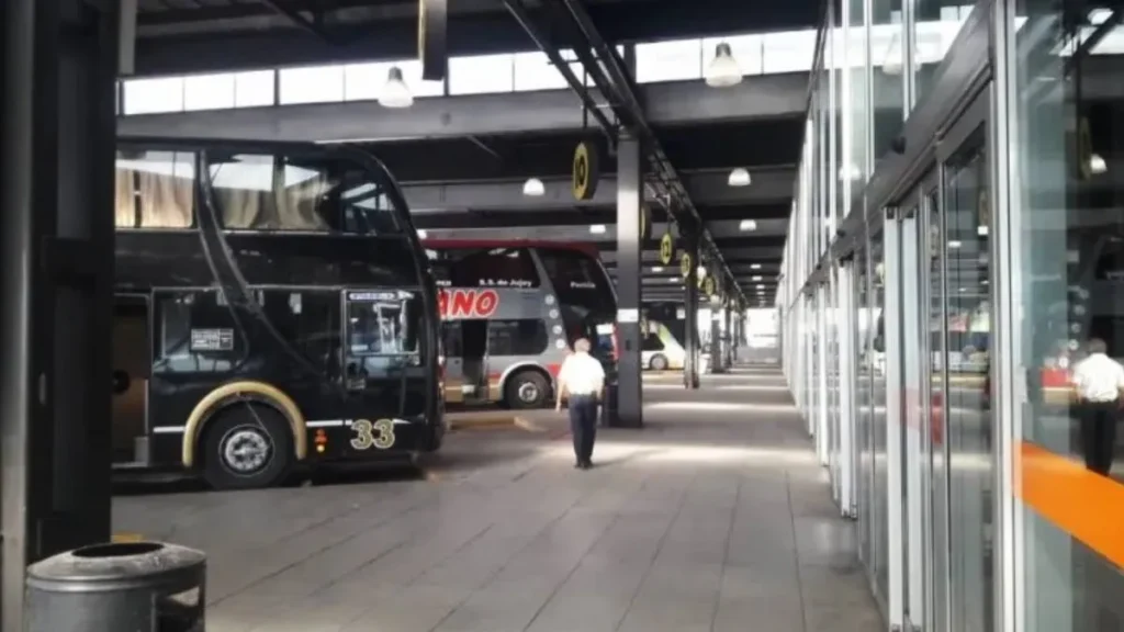 Vacaciones de invierno en Jujuy: la venta de pasajes hacia Córdoba y Mendoza lidera la demanda