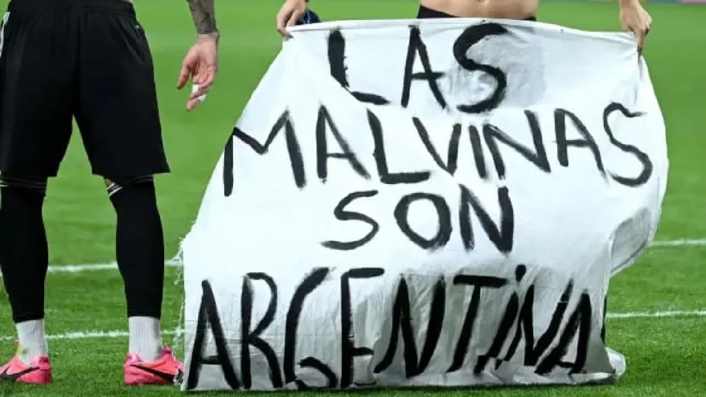 Veterano de Malvinas emocionado al ver bandera en el Mundial