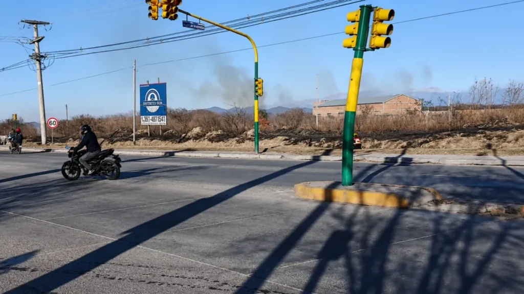 Viento en Salta: nuevos incendios y daños por ráfagas