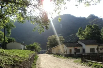 Villa Batiruana: el rincón escondido entre montañas y cascadas en Tucumán