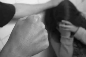Violencia de género en Perico: joven atacó a su novia e intentó estrangularla
