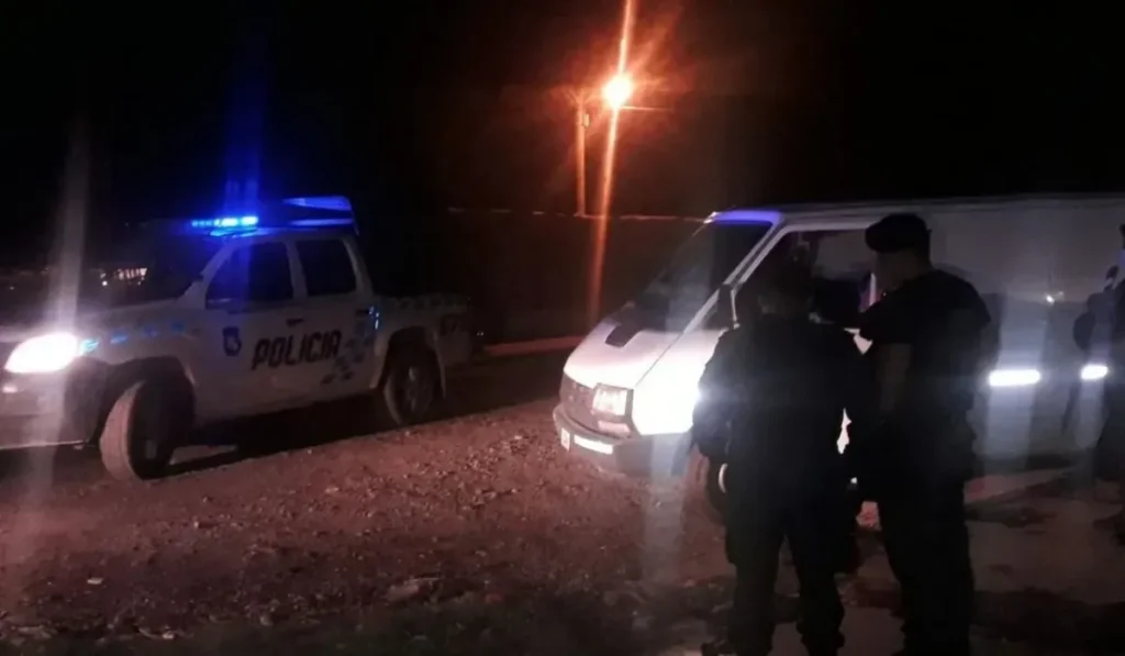Violencia en Perico: un niño de 11 años fue atacado a patadas por defender a su madre