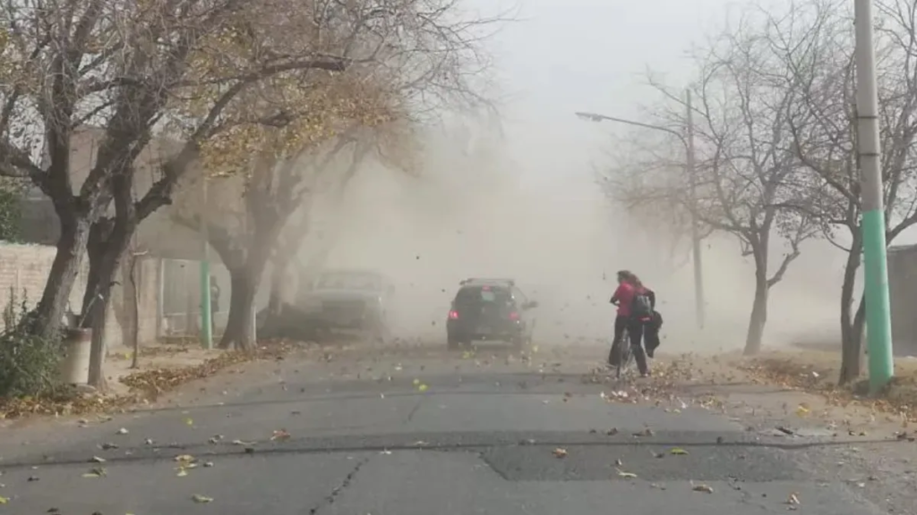 Alerta por vientos y marcado descenso de temperatura en Jujuy