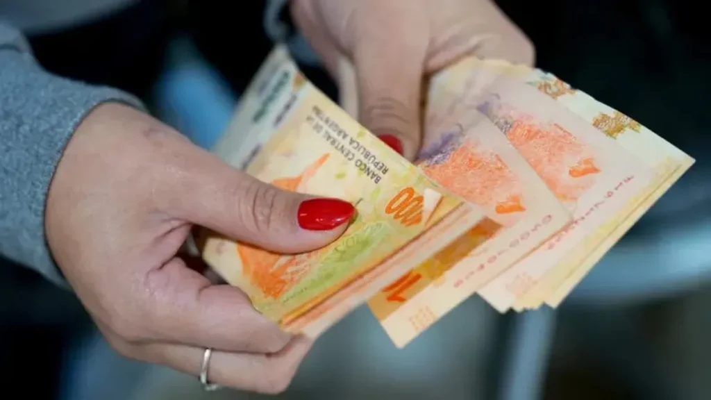 Aumentos de agosto 2026: alquileres, prepagas y colectivos en Jujuy