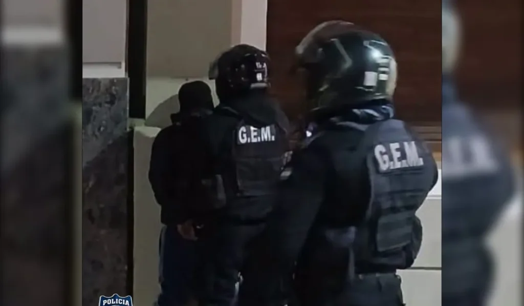 Buscado por cuatro estafas en Jujuy fue hallado oculto en una casa abandonada