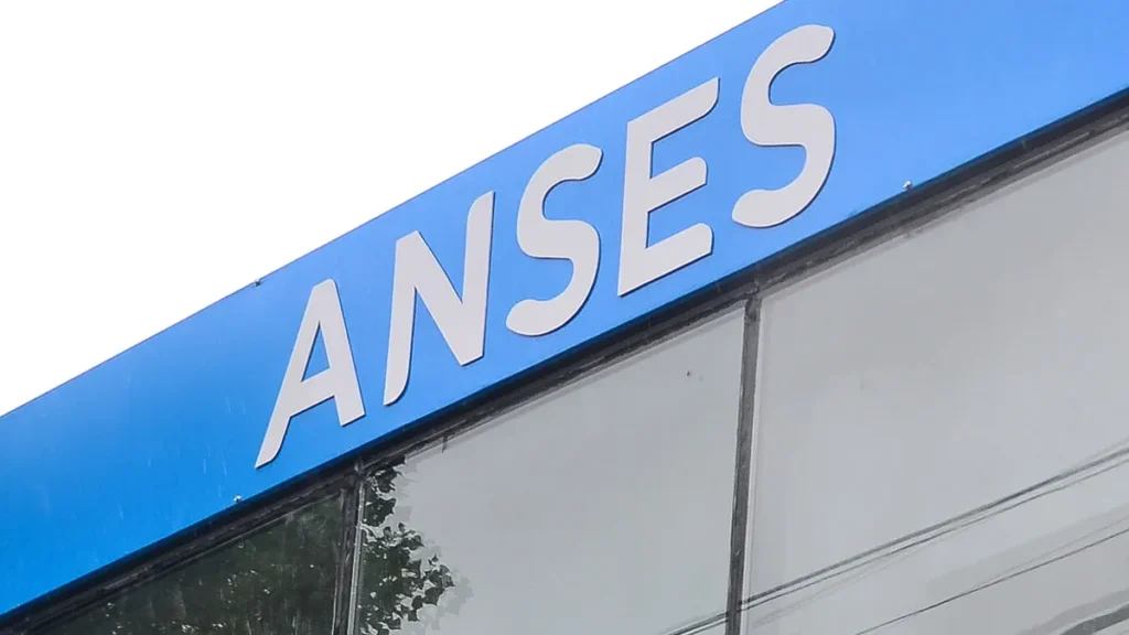 Cronograma de pagos de ANSES para agosto: fechas de cobro por terminación de DNI