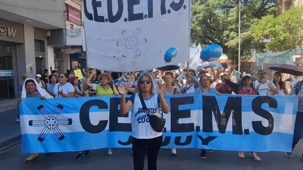 El CEDEMS define el futuro del plan de lucha docente en asamblea