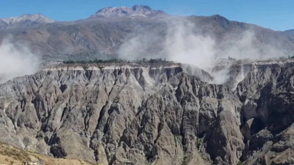Fuerte terremoto en Ayacucho sacudió Perú este jueves