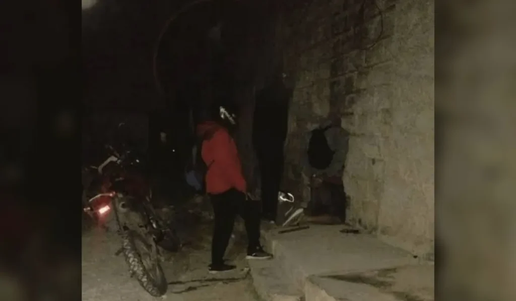 Libertador: ataque a piedrazos a la policía al intentar liberar a un sospechoso
