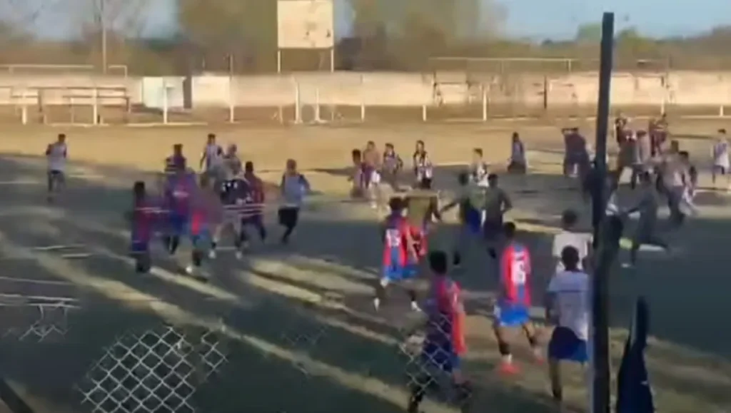 Suspensión del clásico entre Río Grande y Providencia por invasión de hinchas