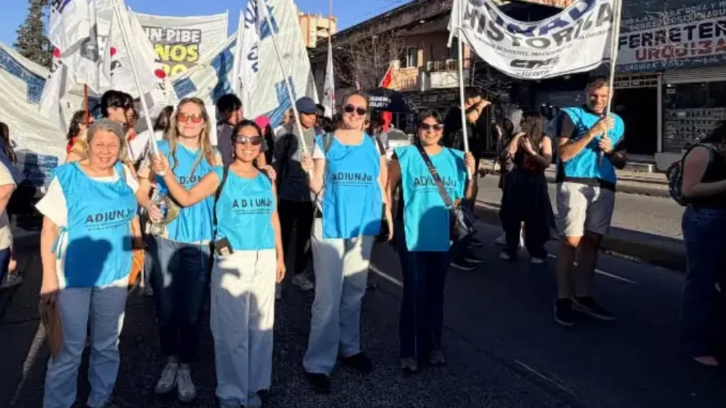 Adiunju se suma al paro universitario nacional por el fracaso de las paritarias