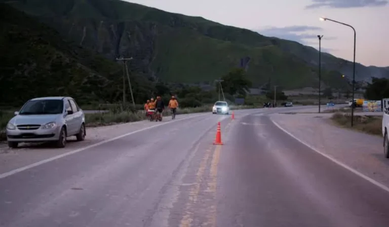 Alerta vial en Jujuy: peregrinos, desmoronamientos y obras en las rutas
