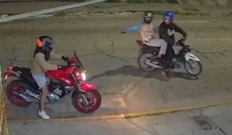 Asalto en la Ruta 34: motochorros armados le robaron la moto y 70 mil pesos a un conductor
