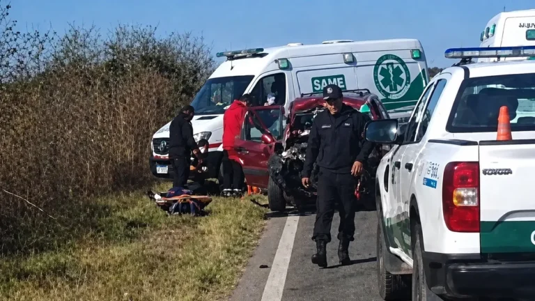 Choque en Ruta 34 entre un camión y una camioneta en San Pedro