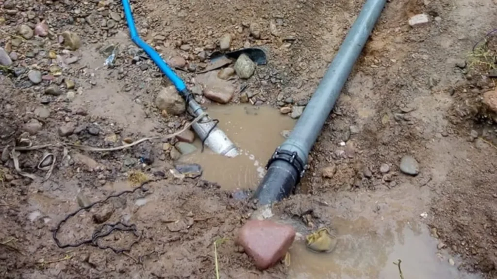 Corte de agua en San Salvador por la rotura de un acueducto: los barrios afectados