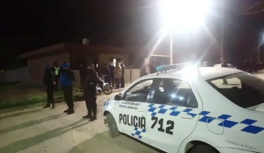 Disparo en Libertador: la bala le quedó en la cabeza y hay un detenido