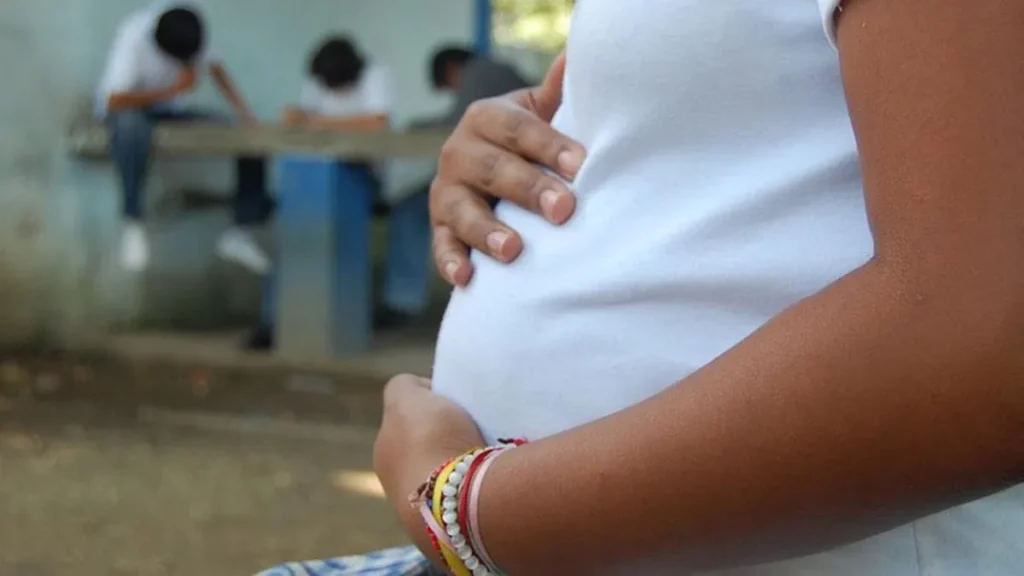 El embarazo infantil en Jujuy: los datos del informe de UNICEF
