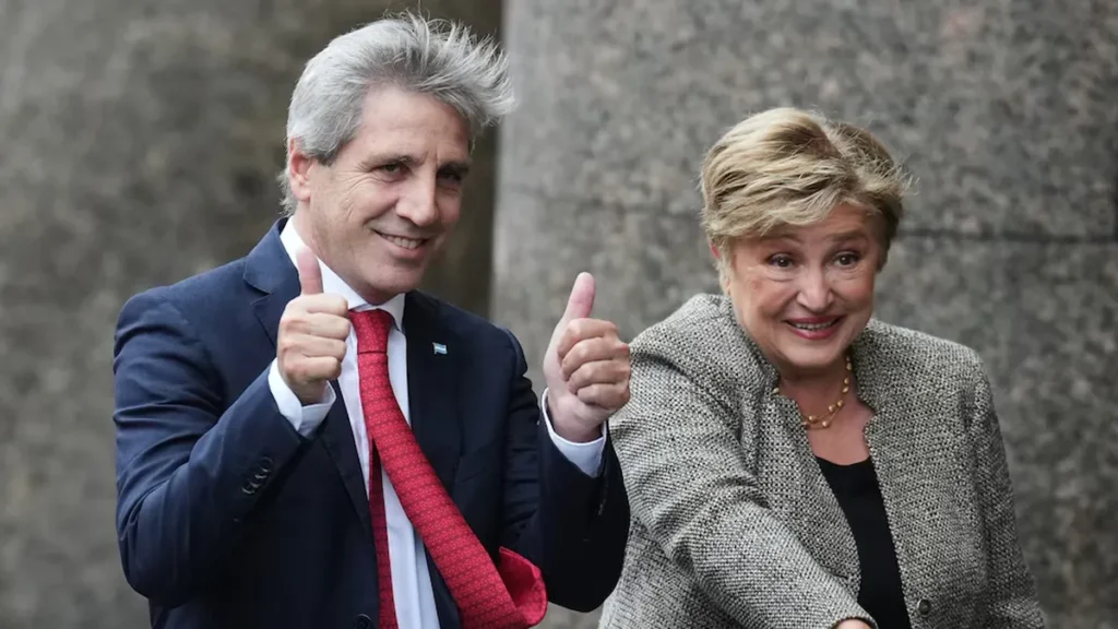 El FMI inicia en Argentina la tercera revisión del acuerdo: reservas y superávit bajo la lupa
