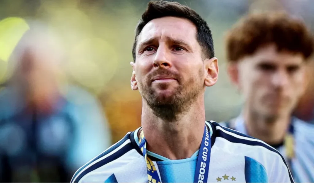El fútbol argentino se une en un homenaje a Messi
