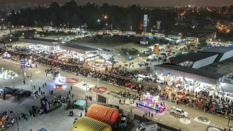 FNE 2026: calculan hasta 33 mil asistentes por noche en Ciudad Cultural