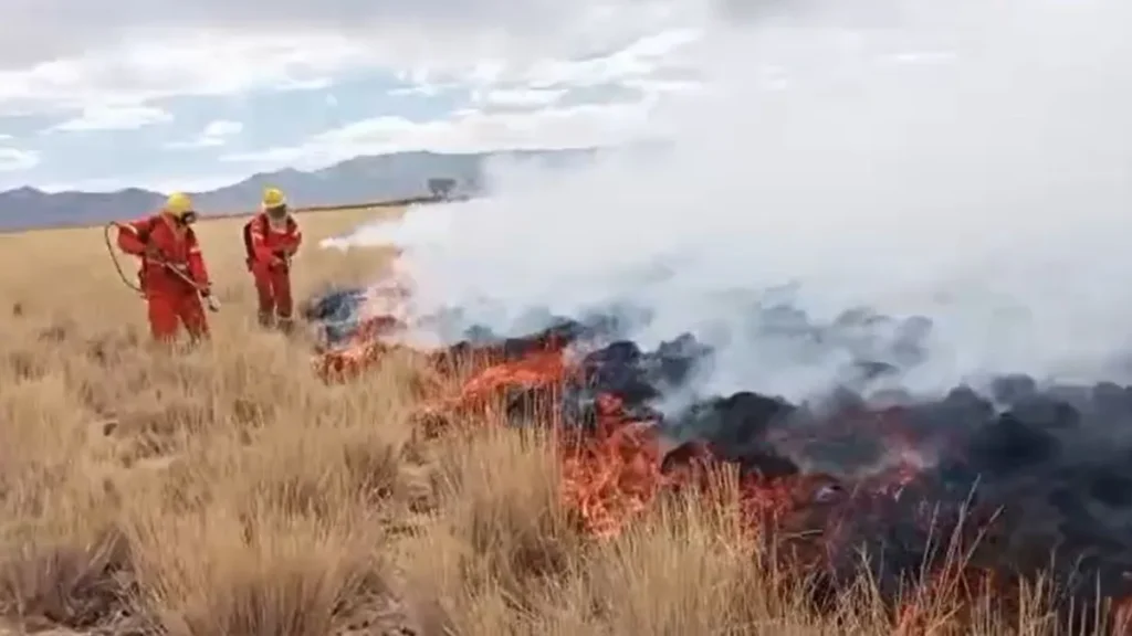 Investigan a productores de Abra Pampa por los incendios en la zona del Huancar