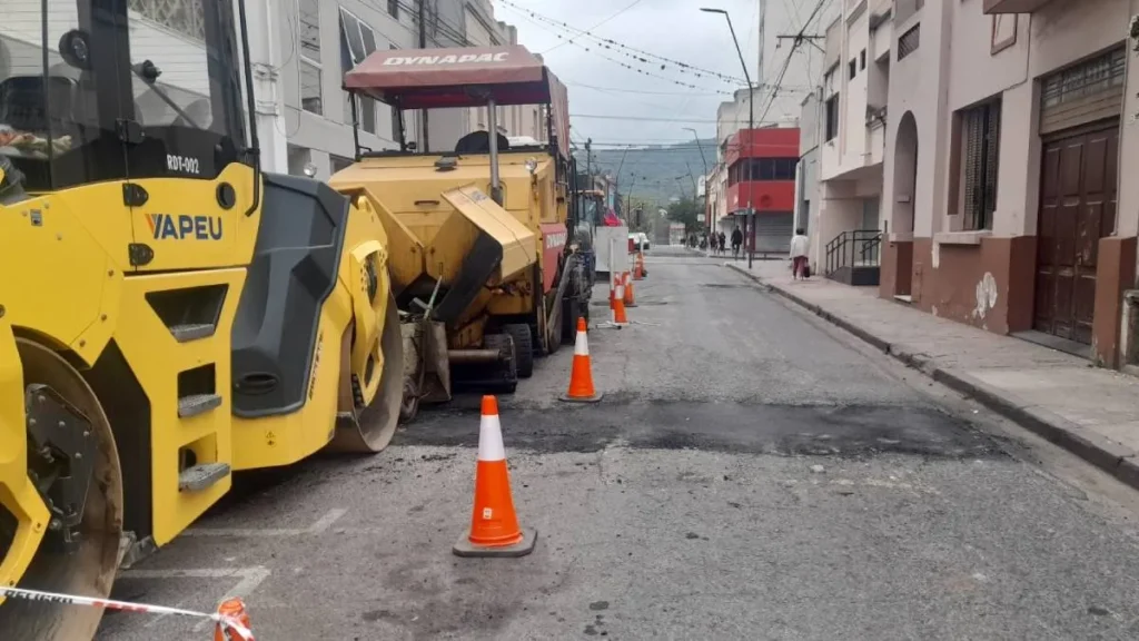 Obras en calle Lamadrid: tránsito y estacionamiento restringidos desde las 21