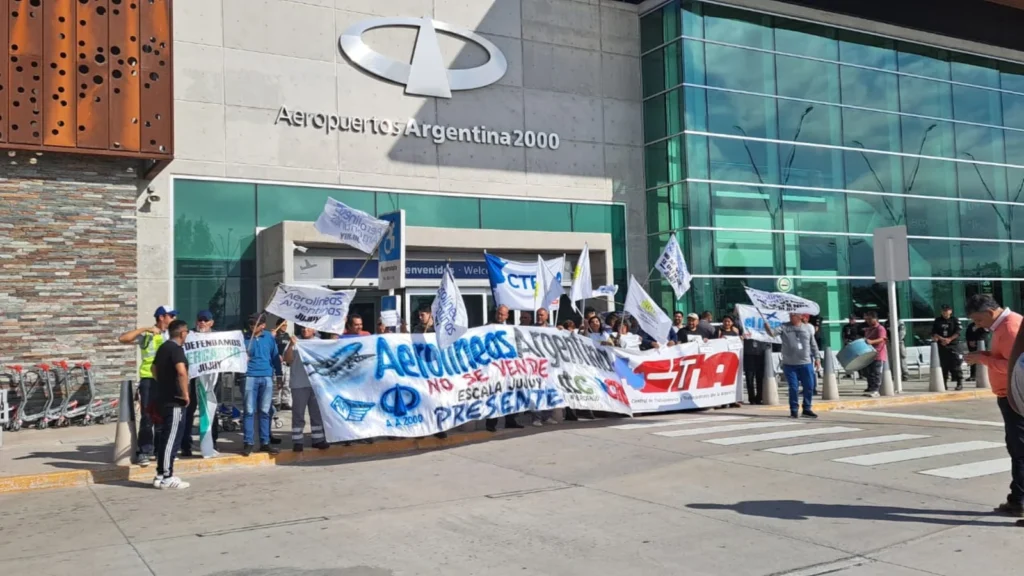 Paro de ATE en aeropuertos: demoras y cancelaciones este jueves y viernes