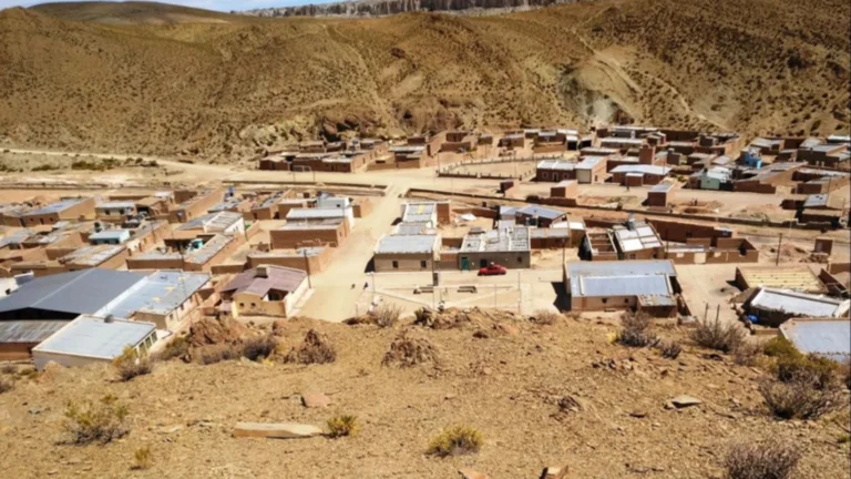Regalías mineras financian obras de agua y cloacas en la Puna jujeña
