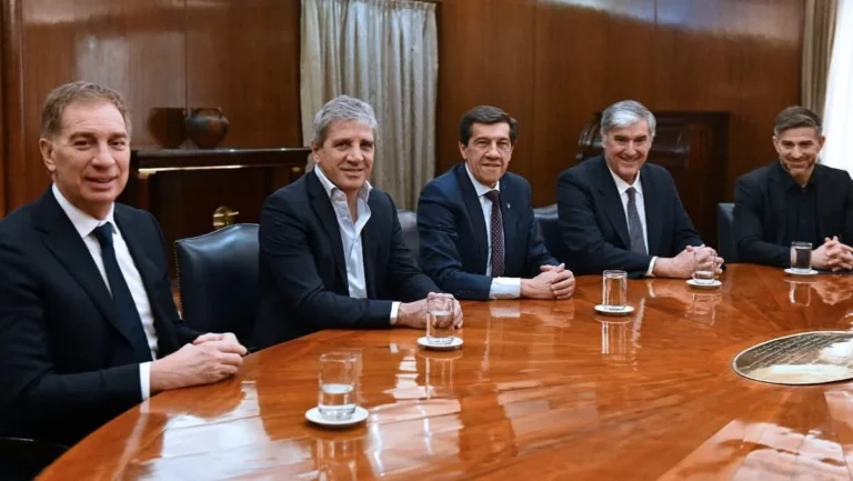 Sadir se reunió con Santilli y Caputo por el Presupuesto 2027
