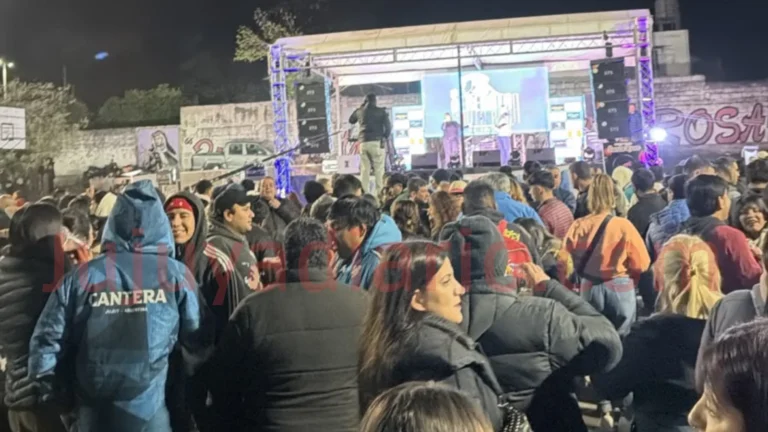 Serenata a Santa Rosa: una multitud celebró su 20° edición en Jujuy