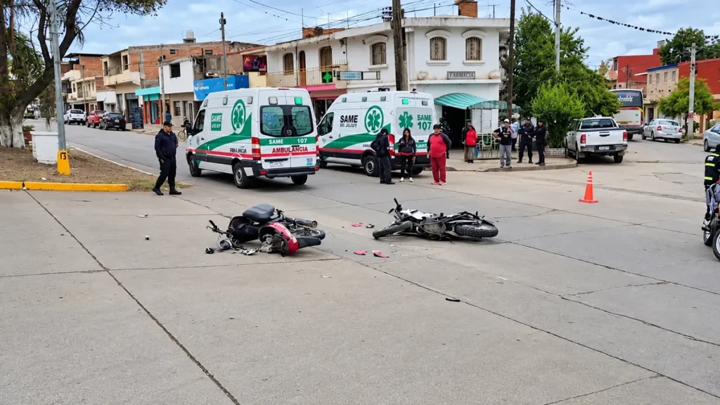 Choque de motos en Palpalá dejó heridos a un inspector de tránsito y dos menores