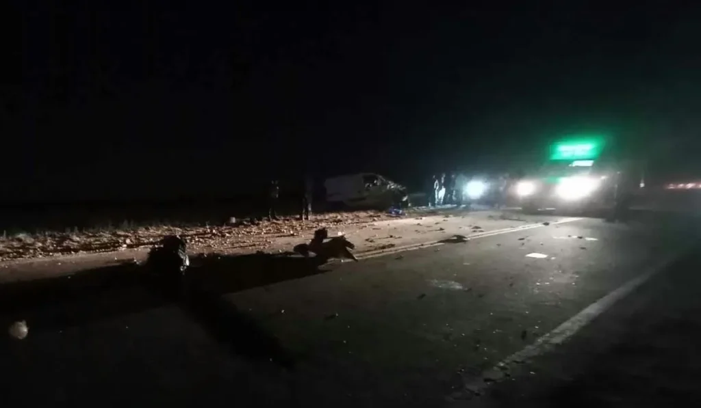 Choque en Ruta 66: atropelló a dos motociclistas, dejó la camioneta y escapó a pie