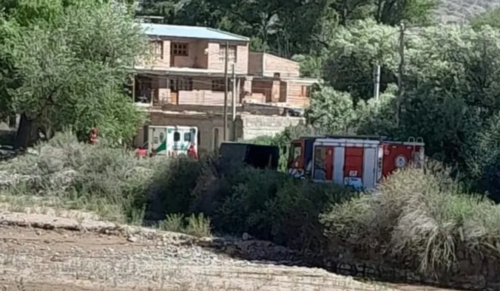 Cuerpo hallado en Perico: encontraron a un hombre en un canal de riego